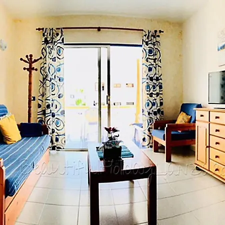 Bellissima 200m From The Ocean With Pool, Wifi & Sat-tv Lejlighed