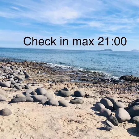 Lejlighed Bellissima 200m From The Ocean With Pool, Wifi & Sat-tv