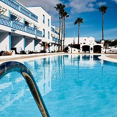 Bellissima 200m From The Ocean With Pool, Wifi & Sat-tv *